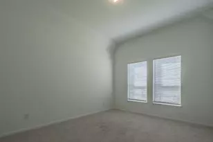 11903 Oakwood Dr, Mont Belvieu, TX 77535 - Photo 24