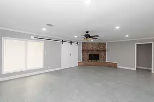 606 Scenic Dr, Baytown, TX 77521 - Photo 12