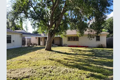 8531 Hiawatha Drive, Houston, TX 77036 - Photo 24