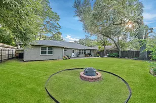 5606 Warm Springs Rd, Houston, TX 77035 - Photo 32
