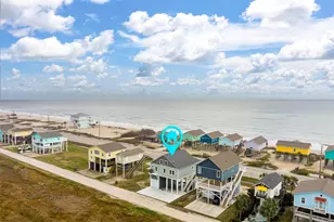 2425 Audubon Ave, Gilchrist, TX 77617 - Photo 1