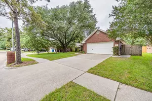 2618 Eaglenest Ln, Humble, TX 77396 - Photo 2