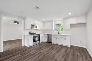 6525 Sealey St, Houston, TX 77091 - Photo 10