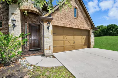 6243 Garden Lakes Lane, Sugar Land, TX 77479 - Photo 2