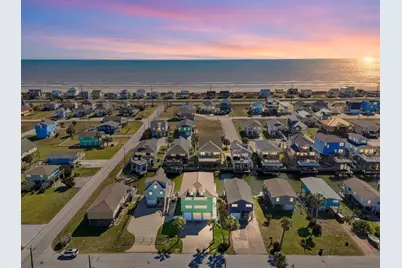 22105 Zapata Drive, Galveston, TX 77554 - Photo 2