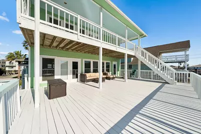 22105 Zapata Drive, Galveston, TX 77554 - Photo 38