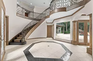1830 Forest Gate Cir, Sugar Land, TX 77479 - Photo 8