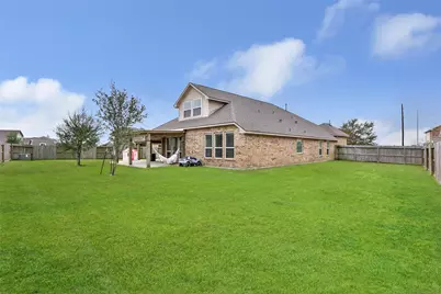 9518 Wincrest Drive, Baytown, TX 77523 - Photo 30