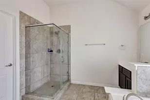 9518 Wincrest Dr, Baytown, TX 77523 - Photo 22