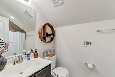 9518 Wincrest Drive, Baytown, TX 77523 - Photo 24