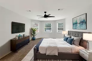 4 Logan Creek Lane, Conroe, TX 77304 - Photo 4