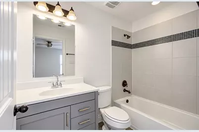 6621 N Main Street, Houston, TX 77009 - Photo 18