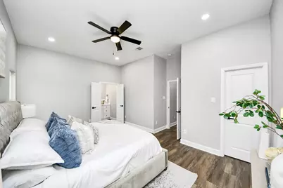 4210 Tavenor Lane, Houston, TX 77047 - Photo 12