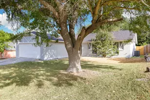 3305 Morning Dr, Schertz, TX 78108 - Photo 2