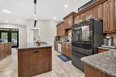 6319 Nowlin Drive, Baytown, TX 77521 - Photo 24