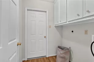 2011 Wickersham Dr, Huntsville, TX 77340 - Photo 16