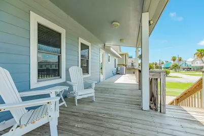 207 Galleon, Freeport, TX 77541 - Photo 16