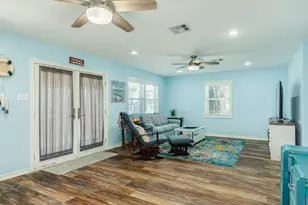 207 Galleon, Freeport, TX 77541 - Photo 28