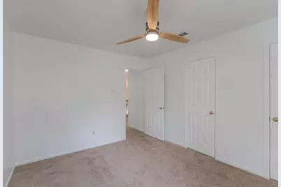34 E Trillium Circle, The Woodlands, TX 77381 - Photo 26