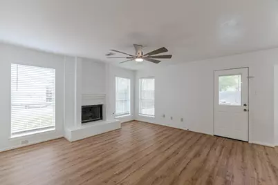 34 E Trillium Circle, The Woodlands, TX 77381 - Photo 16