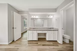 14719 Cedar Point Dr, Houston, TX 77070 - Photo 16