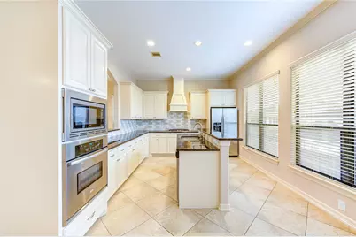 11207 Tramonto Drive, Houston, TX 77042 - Photo 18