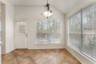 55 N Crossed Birch Pl, Spring, TX 77381 - Photo 10