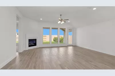 437 Sprigtail Drive, Katy, TX 77493 - Photo 2