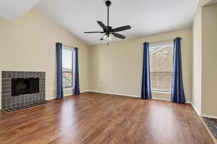 2025 Augusta Dr, Houston, TX 77057 - Photo 6