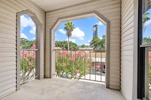 2025 Augusta Dr, Houston, TX 77057 - Photo 10