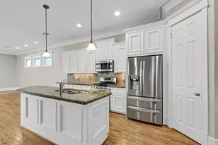 1126 W 17th St, Houston, TX 77008 - Photo 10