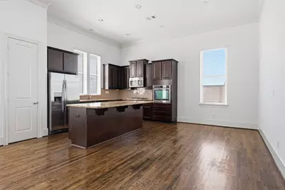 2027 Fannin Station, Houston, TX 77045 - Photo 10