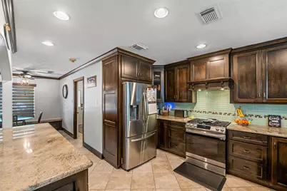 16806 Sandypine Circle, Spring, TX 77379 - Photo 8