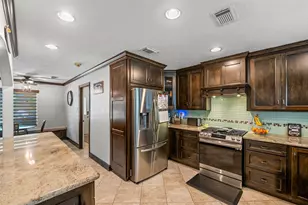16806 Sandypine Cir, Spring, TX 77379 - Photo 8