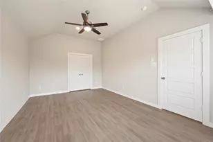 8635 Jetty Glen Dr, Cypress, TX 77433 - Photo 10