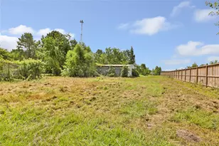 2809 County Rd 676, Dayton, TX 77535 - Photo 16
