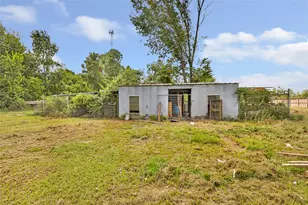 2809 County Rd 676, Dayton, TX 77535 - Photo 12