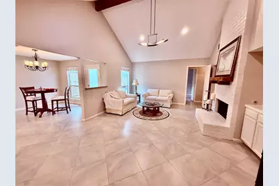 13 Maywind Court, The Woodlands, TX 77381 - Photo 2