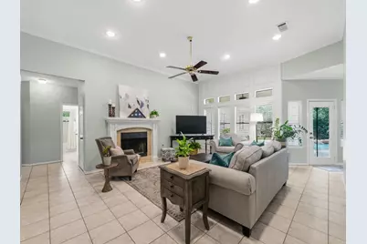 35 N Pathfinders Circle, The Woodlands, TX 77381 - Photo 8