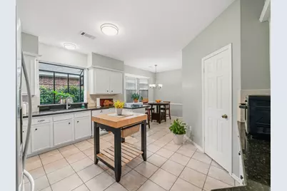 35 N Pathfinders Circle, The Woodlands, TX 77381 - Photo 16