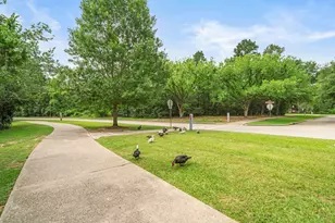 35 N Pathfinders Cir, The Woodlands, TX 77381 - Photo 42