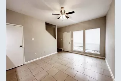 8717 Victorian Village Drive #8717, Houston, TX 77071 - Photo 6