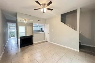 8717 Victorian Village Dr, Houston, TX 77071 - Photo 1