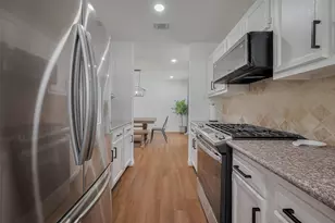 8057 Ridgeview Dr, Houston, TX 77055 - Photo 20