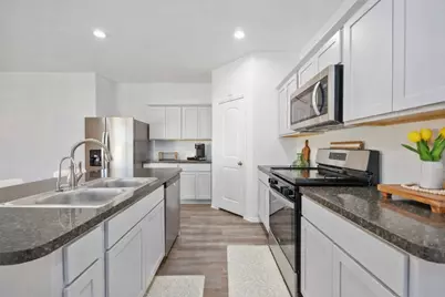 24034 Sunview Valley Drive, Spring, TX 77373 - Photo 16