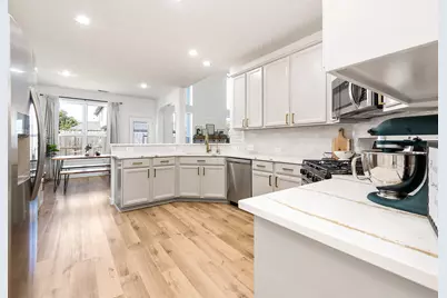 13611 Cotton Way, Mont Belvieu, TX 77523 - Photo 12
