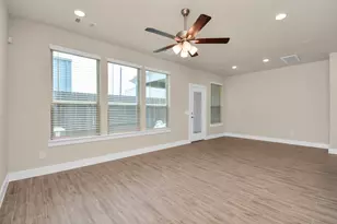 1722 Summerlyn Ter Dr, Houston, TX 77080 - Photo 10