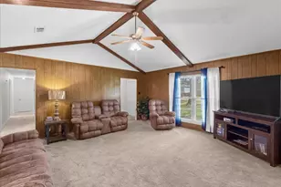 3603 Fleming Dr, Baytown, TX 77521 - Photo 10
