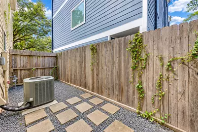 1610 Colorado St, Houston, TX 77007 - Photo 48