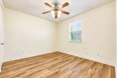1610 Colorado St, Houston, TX 77007 - Photo 2